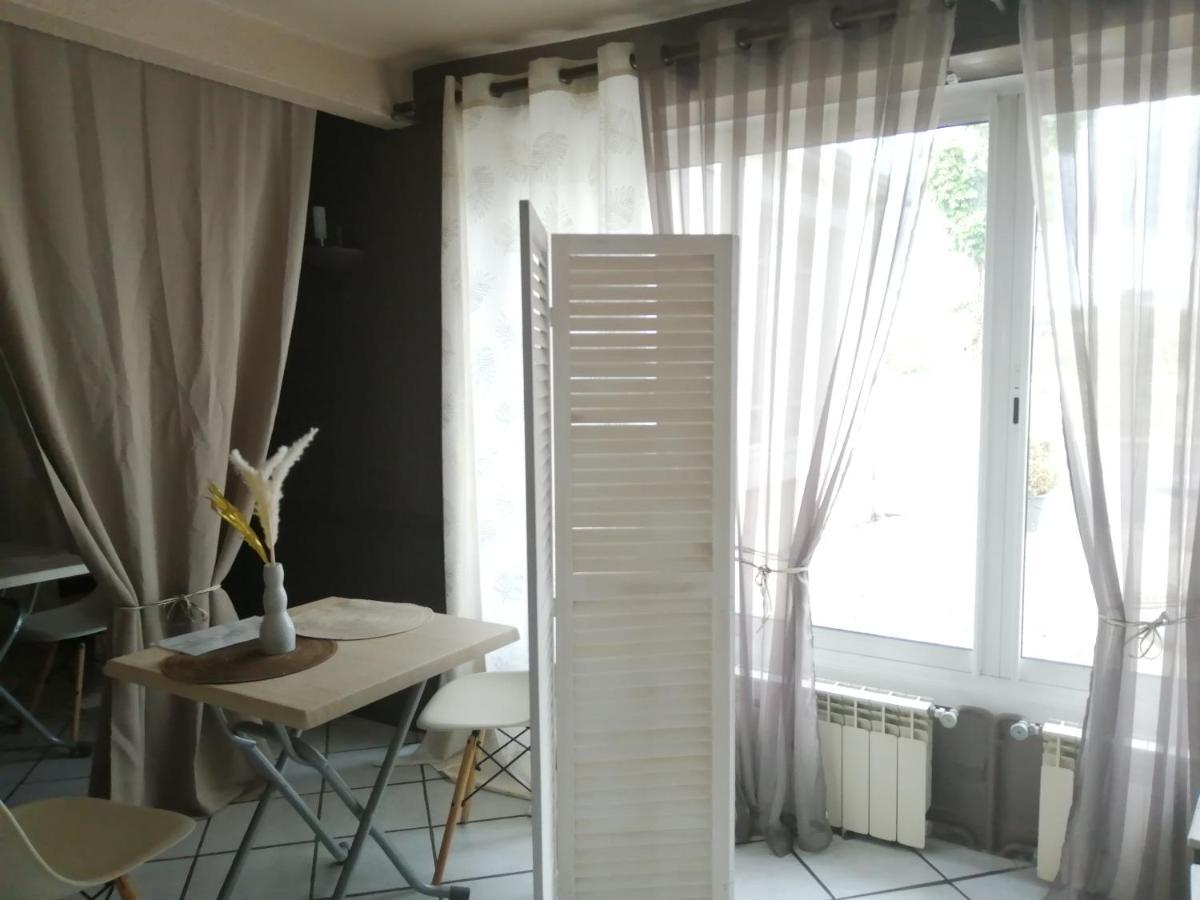 Les Chambres De La Gare Noyers-sur-Cher Dış mekan fotoğraf